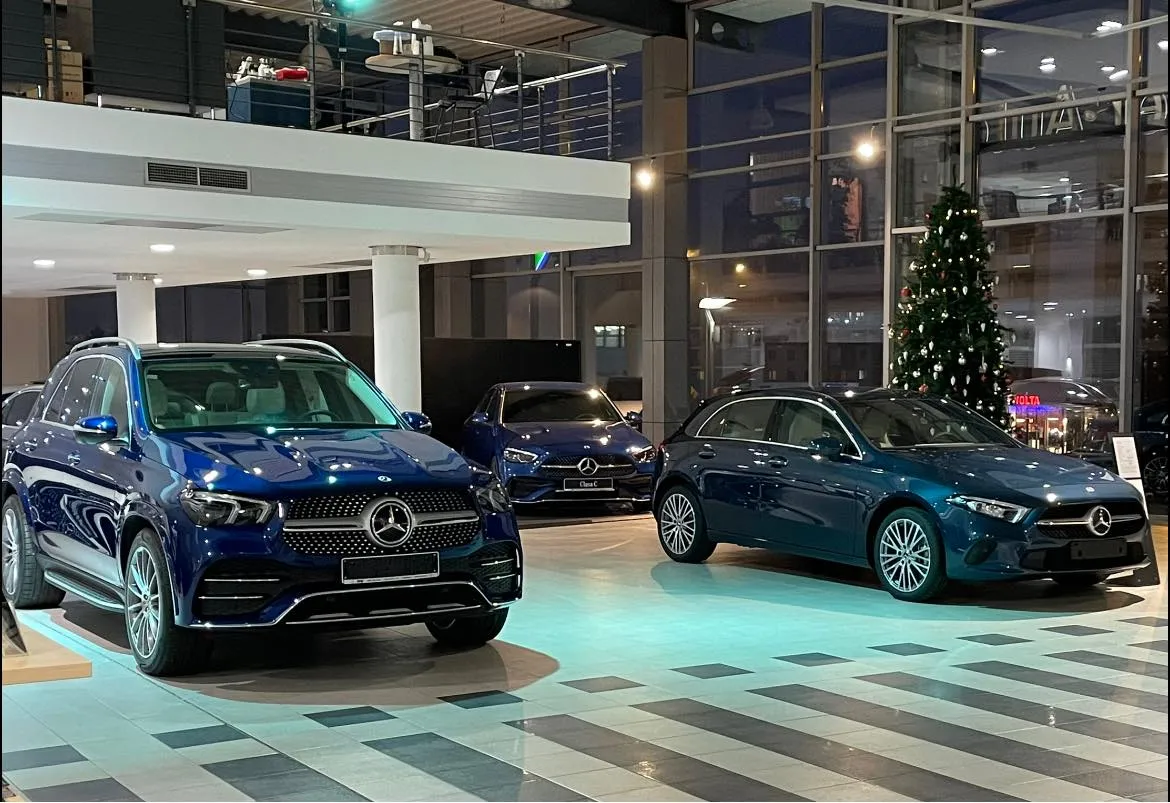 Iluminat Mercedes-Benz Cluj-Napoca - detaliu 2
