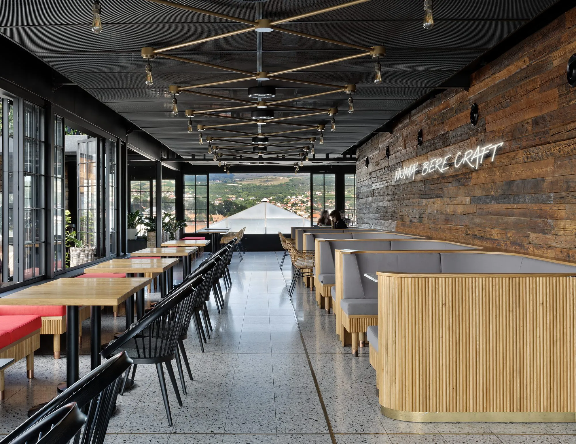Iluminat Klausenburger Cluj-Napoca - detaliu 3